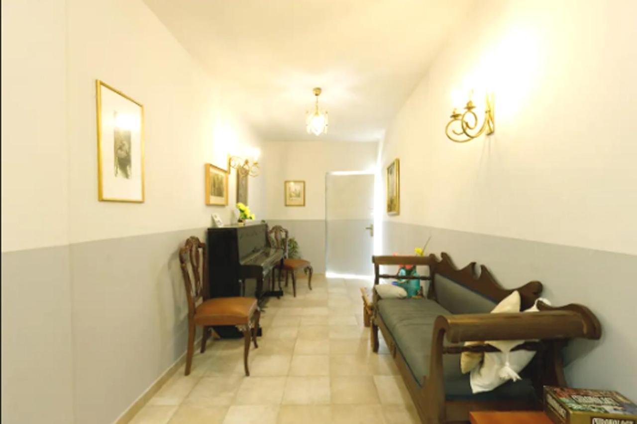 Best Located Ruby Luxury Escape Каламата Экстерьер фото